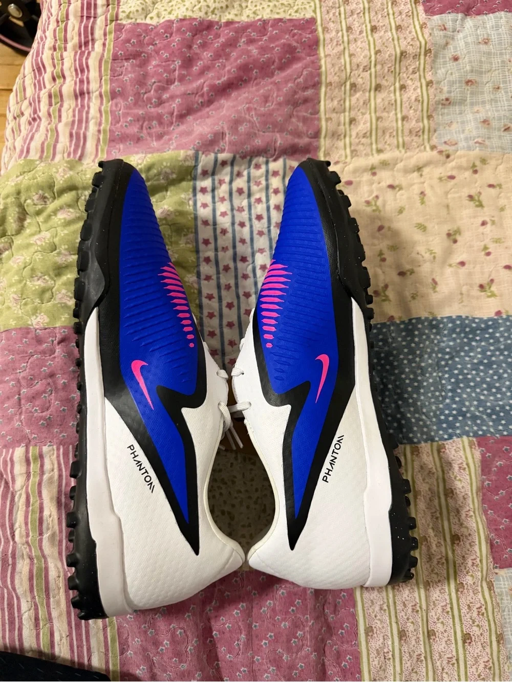 Nike Football Boots Phantom 6 Low Pro TF.